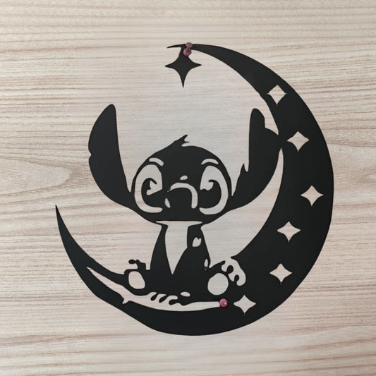 Décoration murale Stitch sur la Lune en Métal